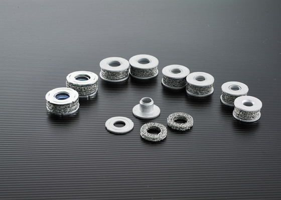 Metalowa, okrągła uszczelka z siatki drucianej Sus, skompresowana do silnika pojazdu