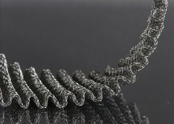 Dostosuj osłonę Emi z dzianiny ze stali nierdzewnej o grubości 30 mm