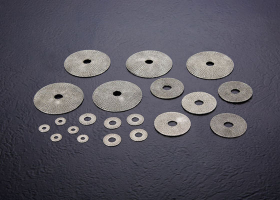 Dostosuj osłonę Emi z dzianiny ze stali nierdzewnej o grubości 30 mm